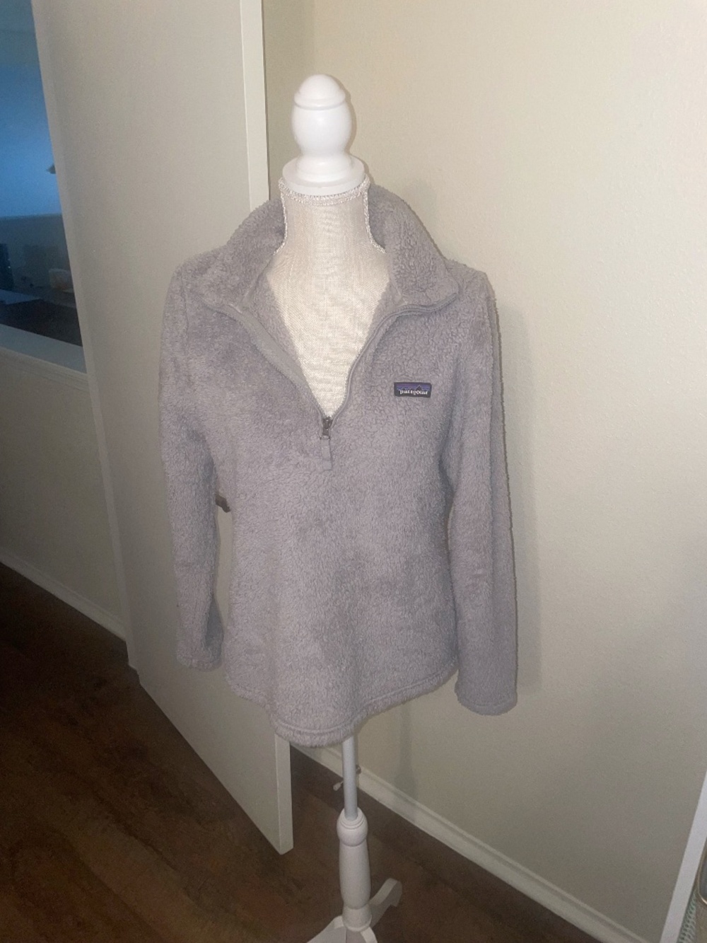 Patagonia Women’s Los Gatos Sherpa quarter zip pullover